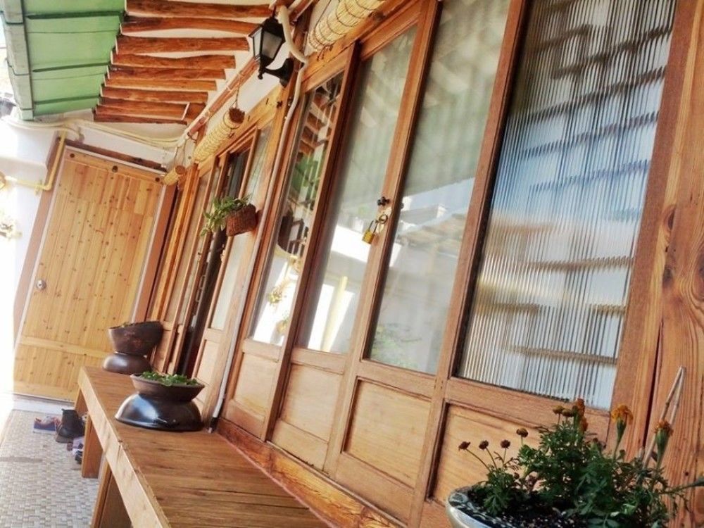 Hanok 201 Guest house 2*