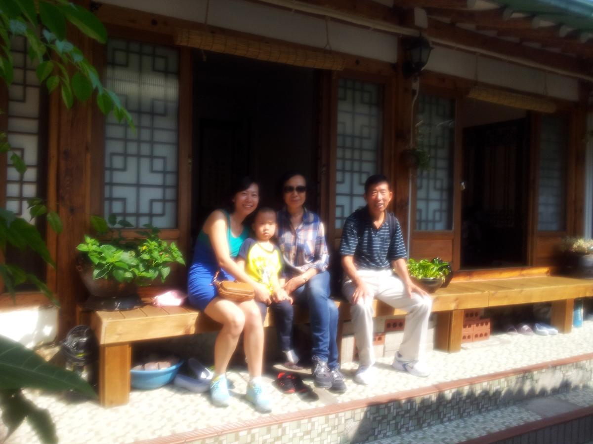 Hanok 201